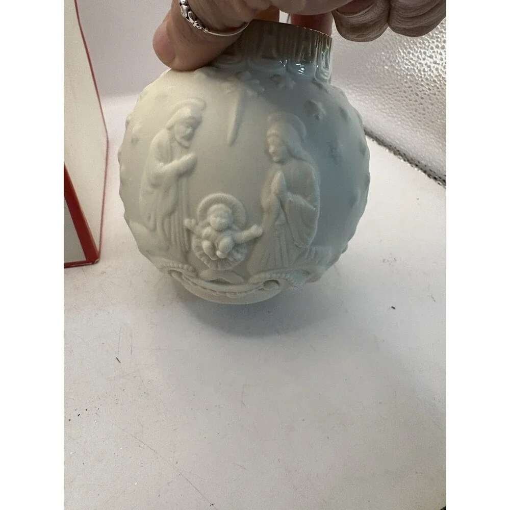 Lenox Ornamental Glow Nativity Votive 4'' Candle Holder Porcelain Original Box
